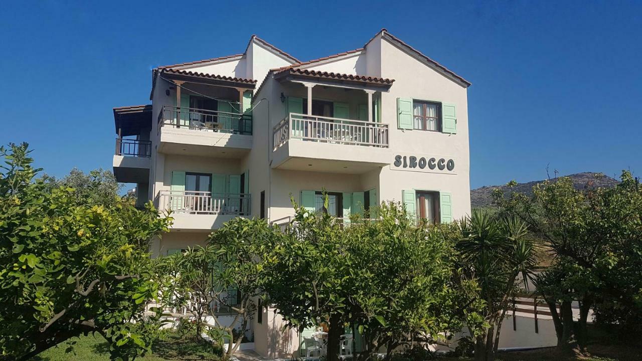 Sirocco Apartments แอร์ซอนิสซอส ภายนอก รูปภาพ