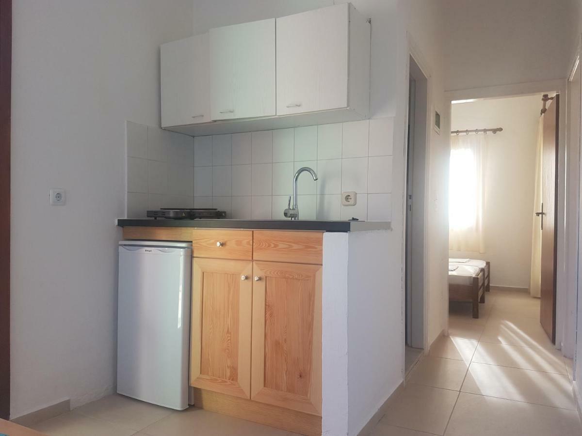 Sirocco Apartments แอร์ซอนิสซอส ภายนอก รูปภาพ